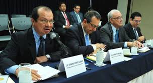 Piden a El Salvador que termine con "injerencias políticas" en la Corte Suprema