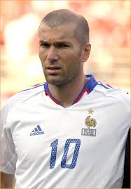 Solat Membuat Hatiku Tenang - Zinedine Zidane bekas pemain Perancis